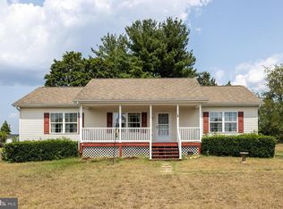 7 Moyer Ave, Luray, VA 22835