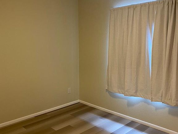 5th image of 1006 Dr Martin Luther King Jr Ave NE #A