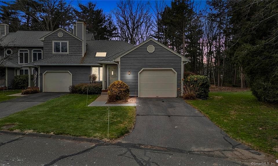 Castlewood 292 Castlewood Dr Bloomfield CT Zillow
