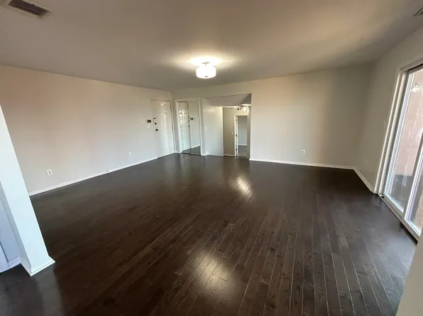 6509 Liberty Avenue image 6 of 29