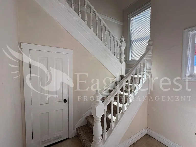 532 Washington St — Photo 32