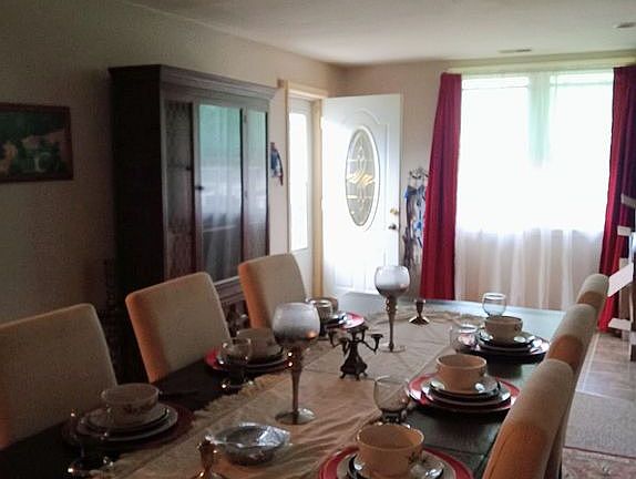 4th image of 785 Watershed Rd