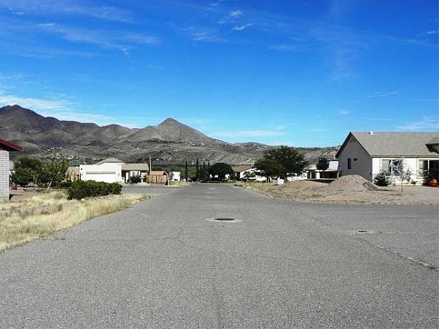 2nd image of 484 Alondra Ct