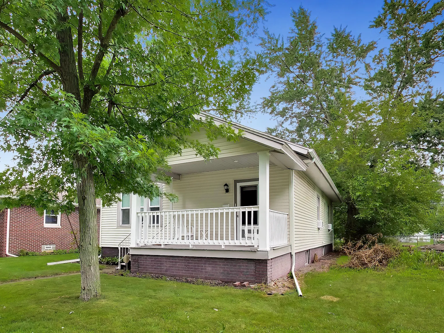 2 bed, 1187 sqft, $2,500 — Photo 2