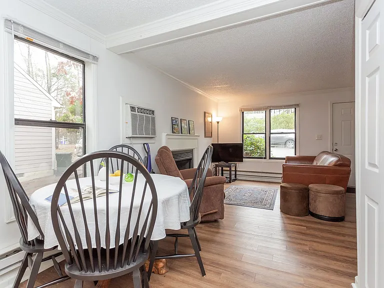 129 Forsyth Dr #B — Photo 8