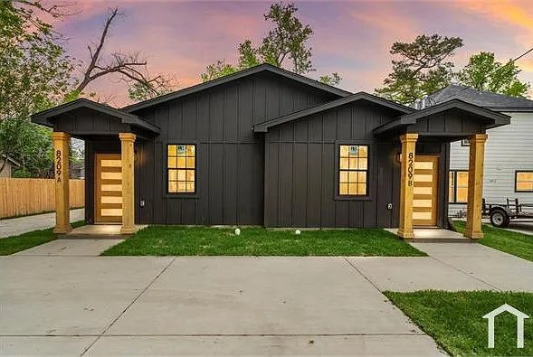 2 bed, $1,700 — Photo 1