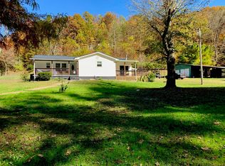 1304 Riceville Rd, Paintsville, KY 41240