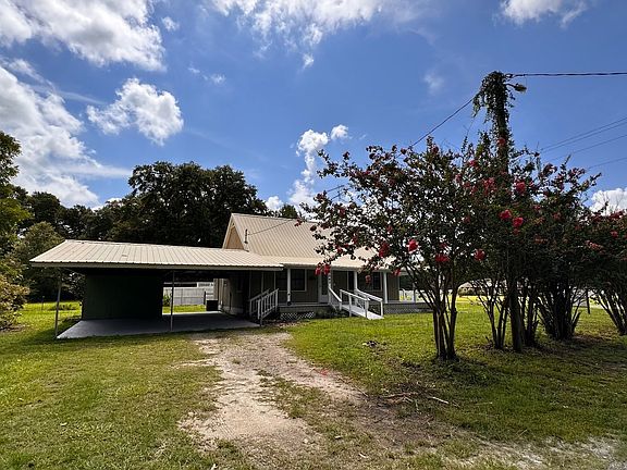 3rd image of 1063 SW Ichetucknee Ave