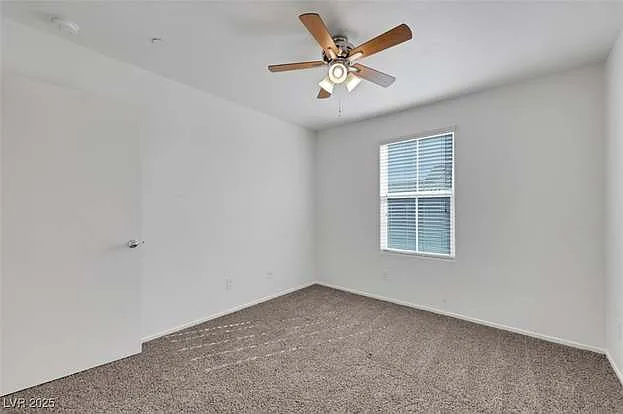 4561 Woolcomber St N — Photo 27