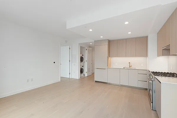 Rented by Nest Seekers International | media 19