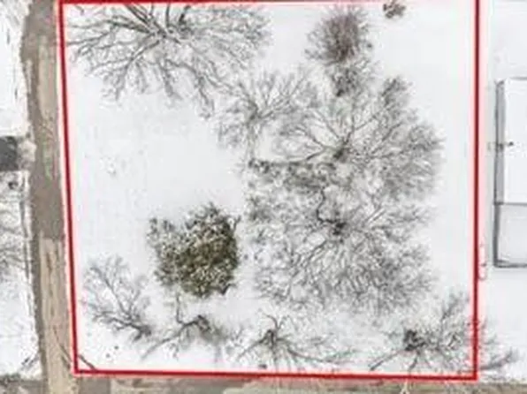 219 N Chester Ave, Ferrelview, MO 64163