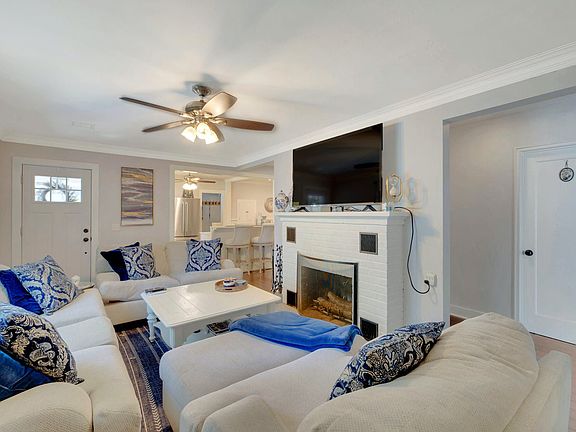 3rd image of 45 Ponquogue Ave