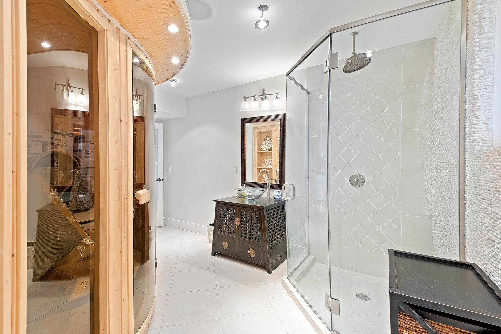  Ground Level Spa
