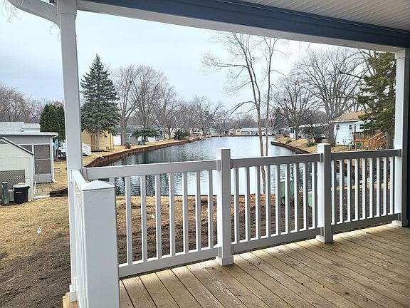 2nd image of 221 Little Peninsula Rd #313