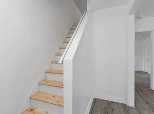 5 Floyd St #2, Lowell, MA 01852