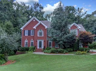 1108 Maple Creek Rdg, Loganville, GA 30052