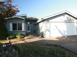 122 Andrew Dr, Cottage Grove, OR 97424