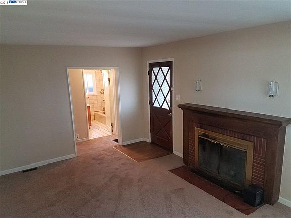 3rd image of 1679 159th Ave