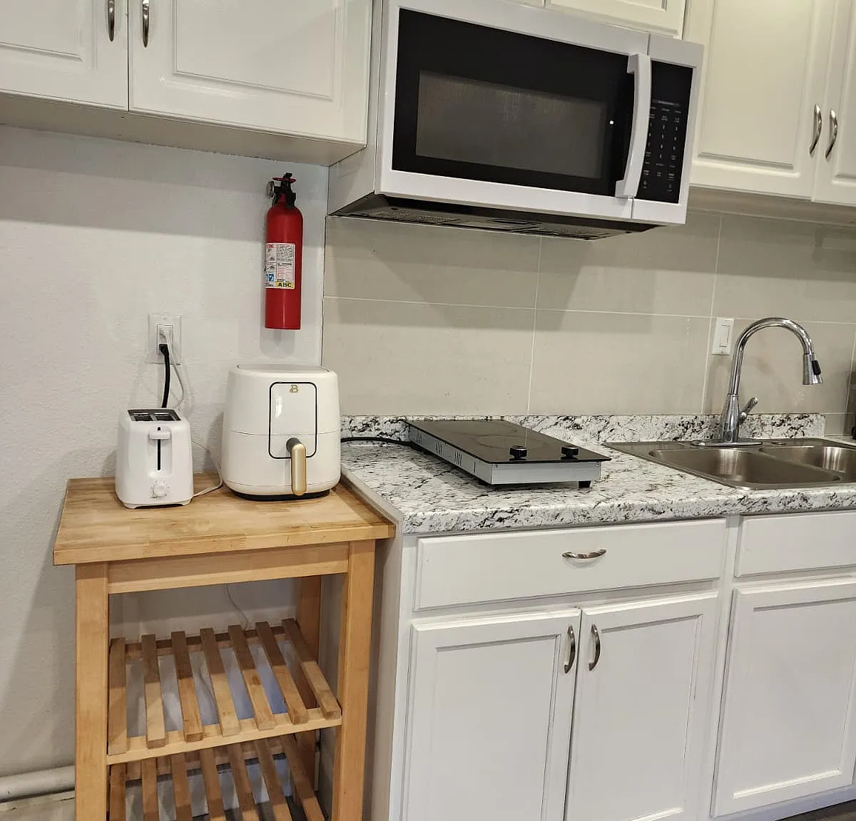 13768 Woodbine Dr — Photo 4