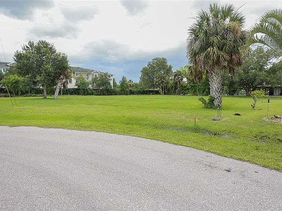 5th image of 481 GUYANA STREET LOT 12