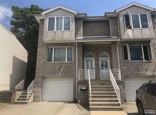 270A 7th St APT A, Palisades Park, NJ