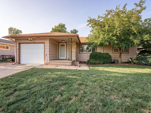 721 Albert Ave, Salina, KS 67401