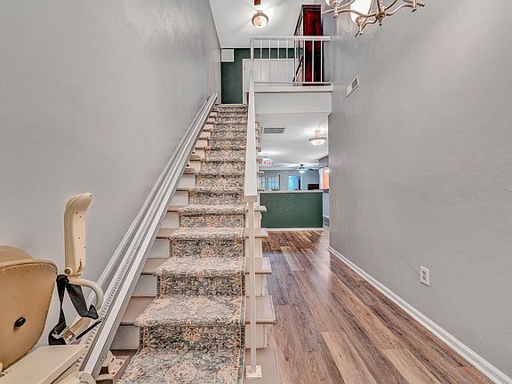 3rd image of 7218 Red Cedar Cir