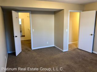 5402 S 77th St APT 3, Ralston, NE 68127