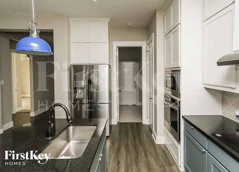 537 Windrow Ln — Photo 6