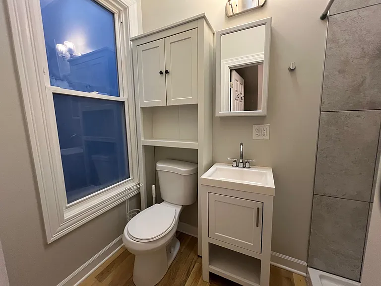 1925 N Albany Ave #1L — Photo 12
