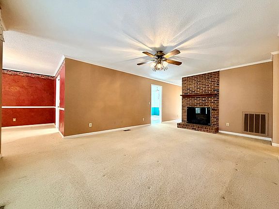 4th image of 106 Fawn Ln