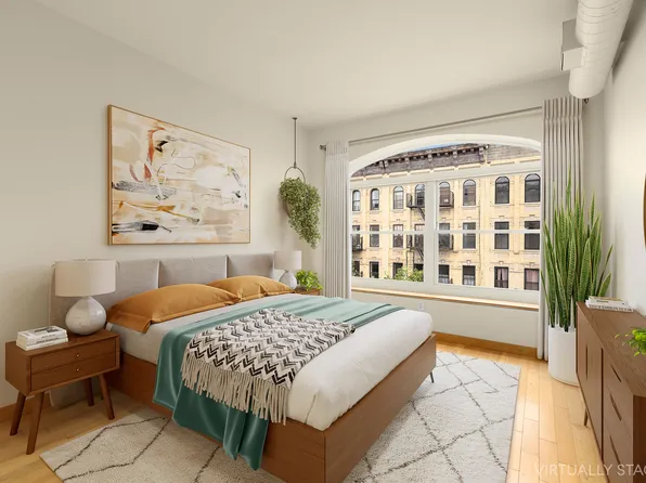 318 Knickerbocker Avenue image 1 of 11