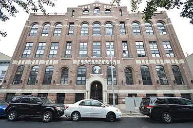 Rented by Steven C Bohbot, LREB