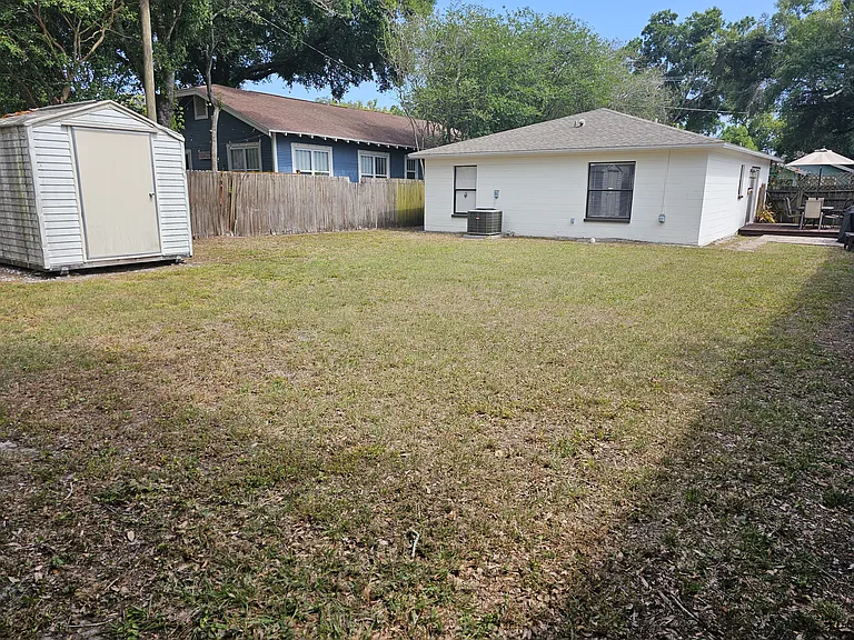 1224 E Powhatan Ave — Photo 9