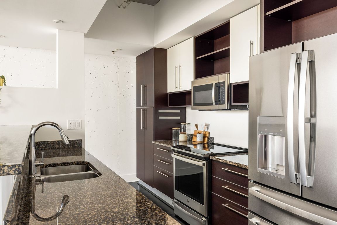 next background image