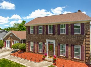 2400 Yorkdale Dr, Charlotte, NC 28273