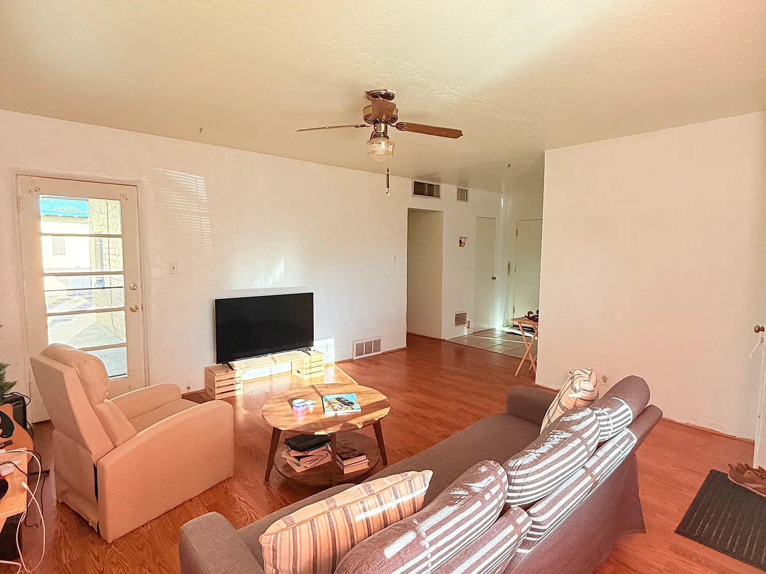 2926 N Mitch Dr — Photo 3