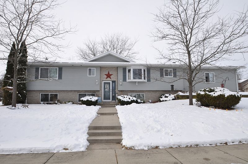 1st image of 1118 Villa Park Dr