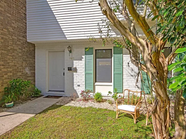 705 Williamson Dr, Mount Pleasant, SC 29464