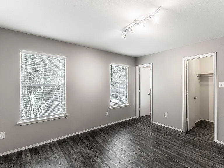 180 Onyx Lake Dr — Photo 19