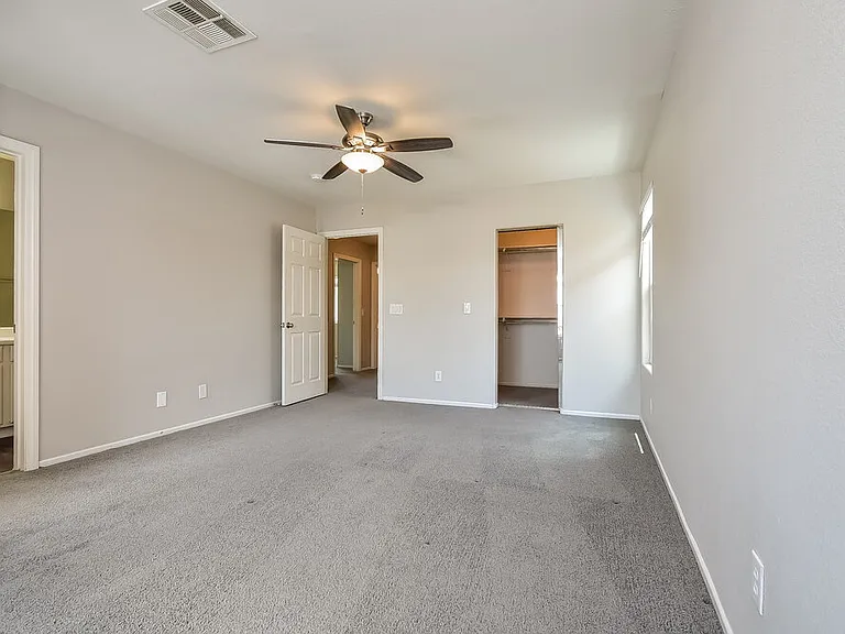 9213 Millikan Ave — Photo 10