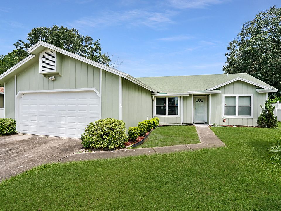 1st image of 7939 Diamond Leaf Dr S