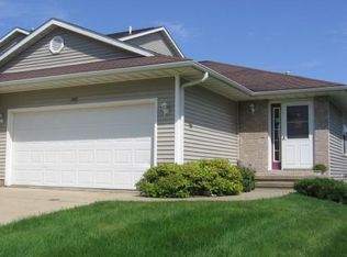 3011 9th St, Marion, IA 52302