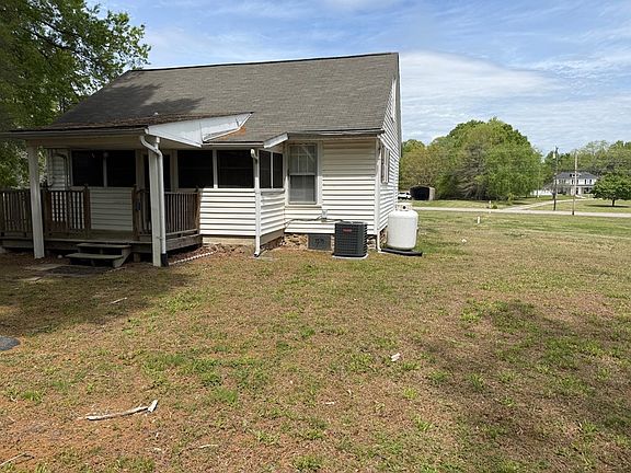 4th image of 4315 Westover Dr