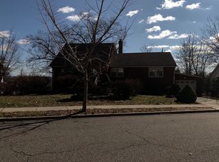 58 Thomas St, Clifton, NJ 07013