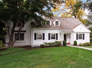 39 W Beechcroft Rd, Short Hills, NJ 07078