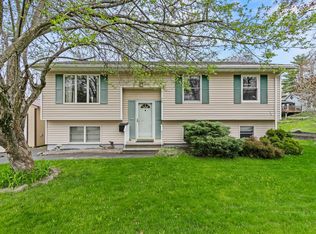 72 Louise Street, Auburn, ME 04210