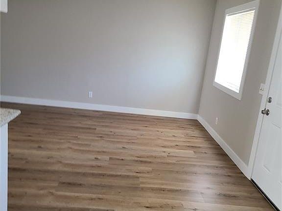 4th image of 801 Palo Verde Dr #C