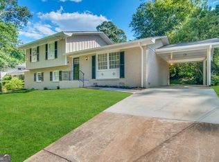2109 Troutdale Dr, Decatur, GA 30032