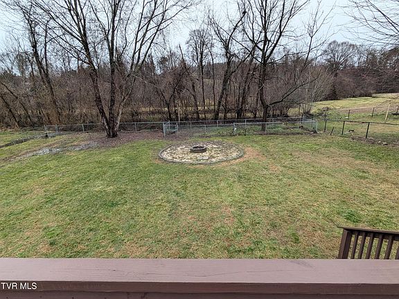 3rd image of 177 Howard Lipford Dr